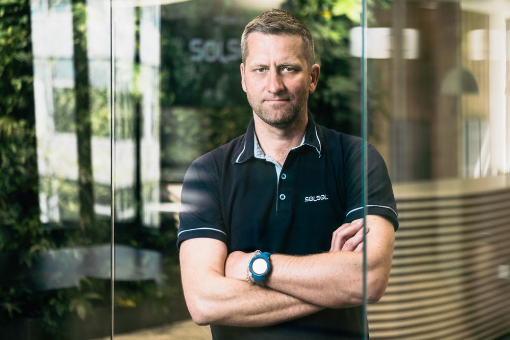 Komentář: Fotovoltaický trh se mění. Pád S-Power Energies je jen začátek.