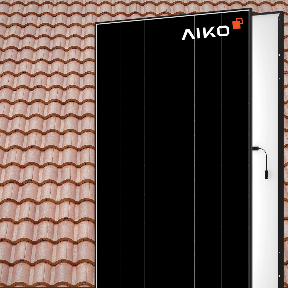 AIKO 550 Wp solar panel under 2 metres in length